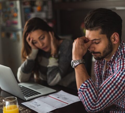 Jak uniknąć odpowiedzialności za długi firmowe małżonka?