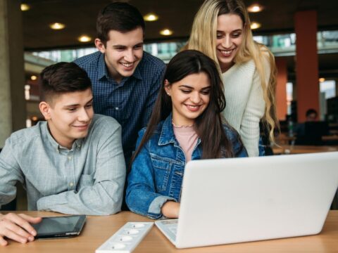 Przepisanie majątku na jedno z dzieci i wynikające z tego konsekwencje.
