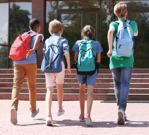 BEZPIECZEŃSTWO NASZYCH DZIECI W DRODZE ZE SZKOŁY I PRZEDSZKOLA