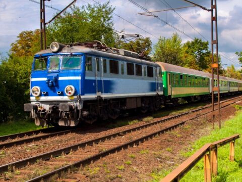 OPÓŹNIENIE POCIĄGU