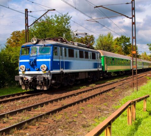 OPÓŹNIENIE POCIĄGU