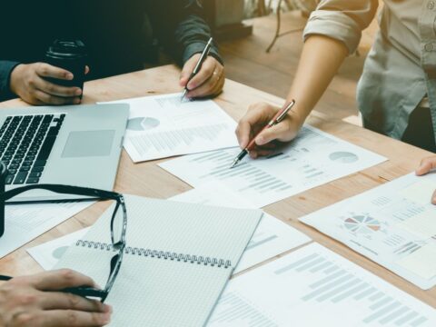 Emeryt-przedsiębiorca – jakie ma obowiązki wobec ZUS i urzędu skarbowego?